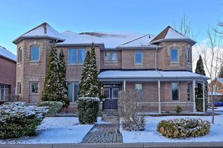 Detached House for Sale, 98 Ballymore Dr, Aurora, ON