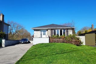 Detached House for Sale, 121 Bolton Ave, Newmarket, ON