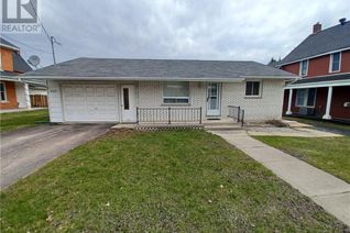 Detached House for Sale, 449 Valois Drive, Mattawa, ON