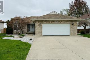 Detached House for Sale, 1587 Whitewood Drive, Lakeshore, ON