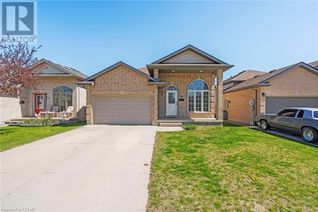 Detached House for Sale, 69 Bridle Path, Strathroy, ON