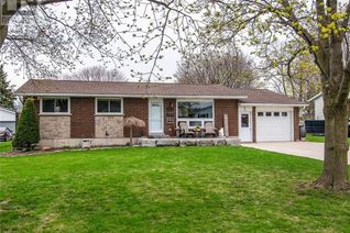 Detached House for Sale, 174 Sunset Drive, Goderich, ON