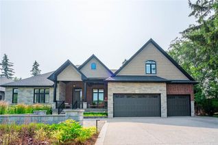 House for Sale, 374 Woodworth Drive W, Hamilton, ON