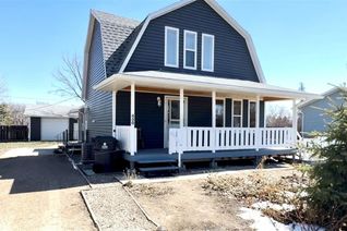 Detached House for Sale, 450 Macdonald Avenue, Craik, SK