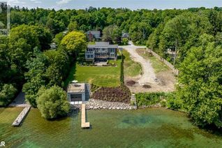 Detached House for Sale, 31 Bay Street, Oro-Medonte, ON