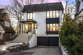 Detached House for Sale, 7 Douglas Cres, Toronto, ON