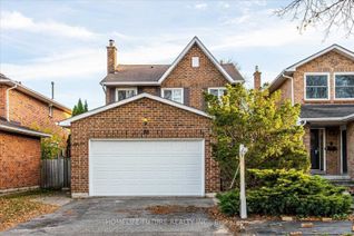 Detached House for Rent, 38 Parade Sq, Toronto, ON
