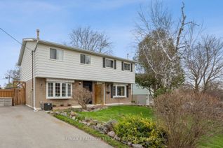 Semi-Detached House for Sale, 765 Sunnypoint Dr, Newmarket, ON