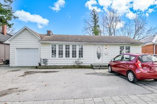 Bungalow for Sale, 738 Gorham St, Newmarket, ON
