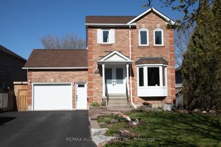 Detached House for Sale, 30 Robert Hunter Cres, East Gwillimbury, ON