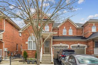 Semi-Detached House for Sale, 142 Hollywood Hill Circ, Vaughan, ON