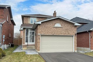 Detached House for Sale, 15 Berwick Cres, Richmond Hill, ON