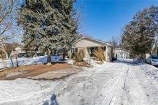 Detached House for Sale, 421 Taylor Mills Dr N, Richmond Hill, ON
