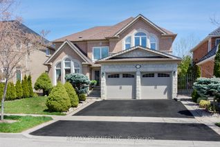 Detached House for Sale, 113 Sierra Crt, Vaughan, ON