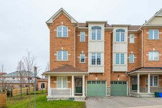 Freehold Townhouse for Rent, 15 Old Colony Rd #102, Richmond Hill, ON