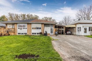Semi-Detached House for Sale, 136 Longford Dr, Newmarket, ON