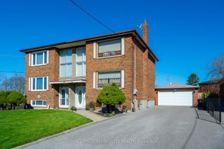 Semi-Detached House for Sale, 118 Giltspur Dr, Toronto, ON