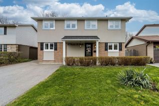 Detached House for Sale, 67 Centre St S, Brampton, ON