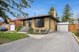 Detached House for Rent, 22 North Heights Rd, Toronto, ON