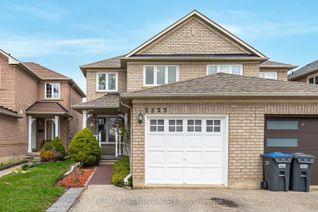 Semi-Detached House for Sale, 3327 Spirea Terr, Mississauga, ON