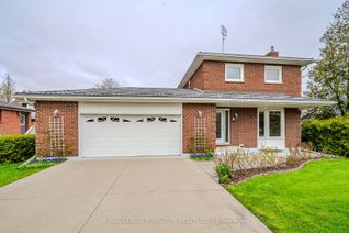 Detached House for Sale, 2 Beverley St, Guelph, ON