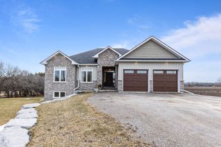 Bungalow for Sale, 418 Golf Course Rd, Kawartha Lakes, ON