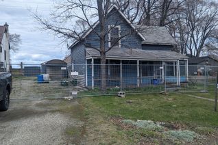 Detached House for Sale, 153 Beach Blvd, Hamilton, ON