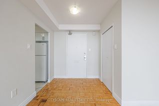 Property for Rent, 1442 Lawrence Ave W #812, Toronto, ON