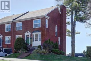 Townhouse for Sale, 26 Country Club Place, Brockville, ON