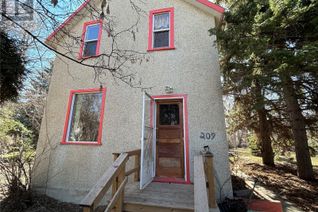House for Sale, 209 Campkin Street, Francis, SK