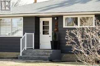 Detached House for Sale, 109 Mckee Crescent, Regina, SK