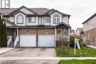 Freehold Townhouse for Sale, 212 Activa Avenue E, Kitchener, ON