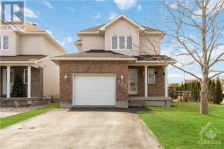 Detached House for Sale, 984 Heritage Drive, Rockland, ON