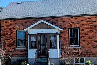Detached House for Sale, 10 Mary Street, Walkerton, ON