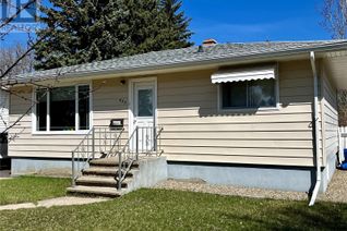 Bungalow for Sale, 453 3rd Avenue Se, Swift Current, SK
