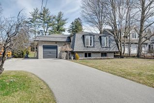 Detached House for Sale, 10 Margaret Street, Waterdown, ON