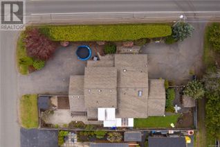 Duplex for Sale, 239 Fifth Ave, Qualicum Beach, BC