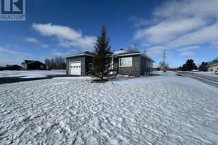 Bungalow for Sale, 503 Twelfth Ave N, Cochrane, ON