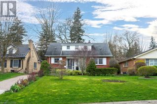 Detached House for Sale, 17 Croxton Road W, London, ON