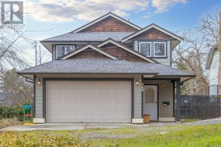 Detached House for Sale, 984 Cloverdale Ave, Saanich, BC