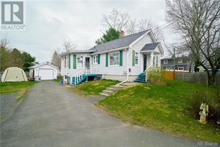 Detached House for Sale, 212 St Andrews Drive, Fredericton, NB
