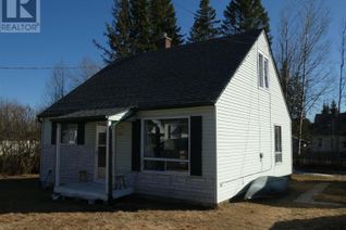 Detached House for Sale, 101 Poplar St, Longlac, ON