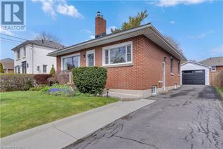 Detached House for Sale, 159 Carruthers Avenue, Kingston, ON
