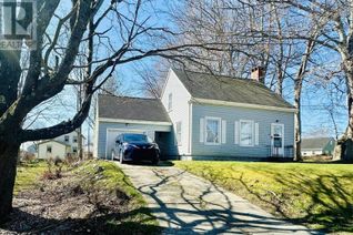 Detached House for Sale, 91 Cliff Street, Yarmouth, NS