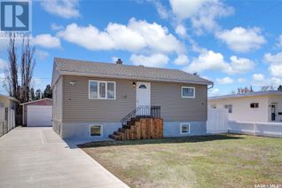 Detached House for Sale, 1147 Montgomery Street, Moose Jaw, SK