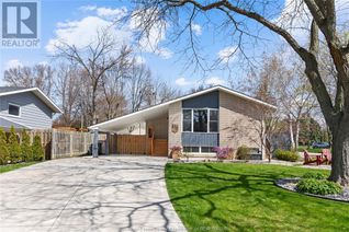 Raised Ranch-Style House for Sale, 324 Bayview, Kingsville, ON