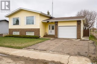 Detached House for Sale, 102 Birch Place, Shellbrook, SK