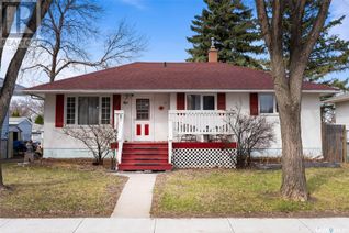 Detached House for Sale, 1204 Grace Street, Regina, SK