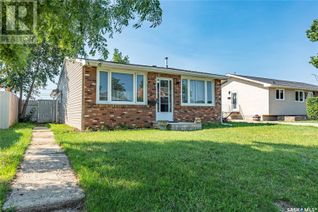 Bungalow for Sale, 1007 Ominica Street E, Moose Jaw, SK