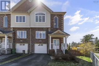 Freehold Townhouse for Sale, 92 Stockton Ridge, Bedford South, NS